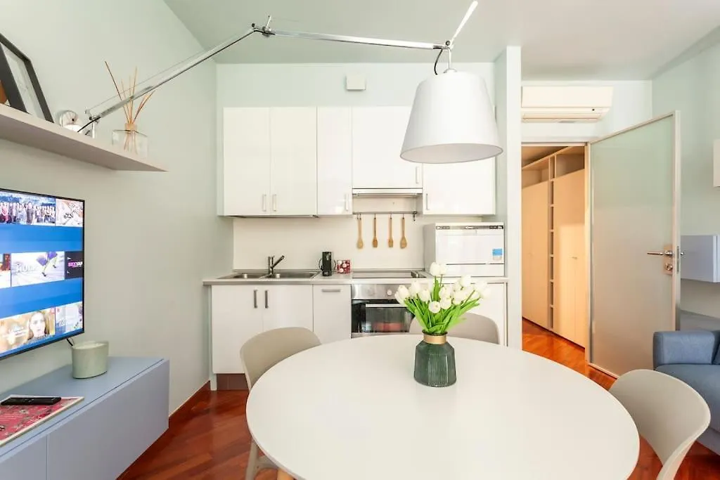The Boutique Houses - Downtown - Close To Bocconi University Milan